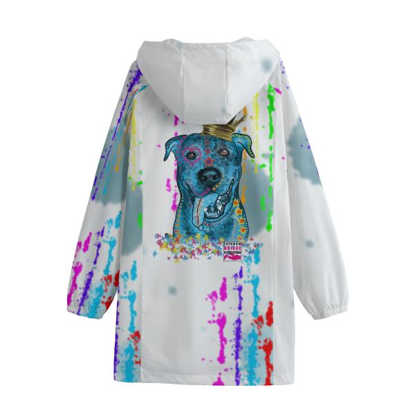 Regenjacke mit Hundemitiv von hinten